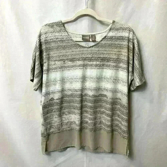 Chicos Womens Size 1 Medium Tan White Tunic Short Sleeve Top V Neck Chiffon Hem - Picture 1 of 13